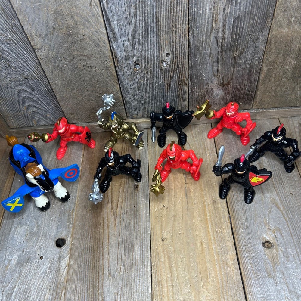 Vintage 1994 Fisher Price Great Adventures Knights Action Figure Lot with Horse